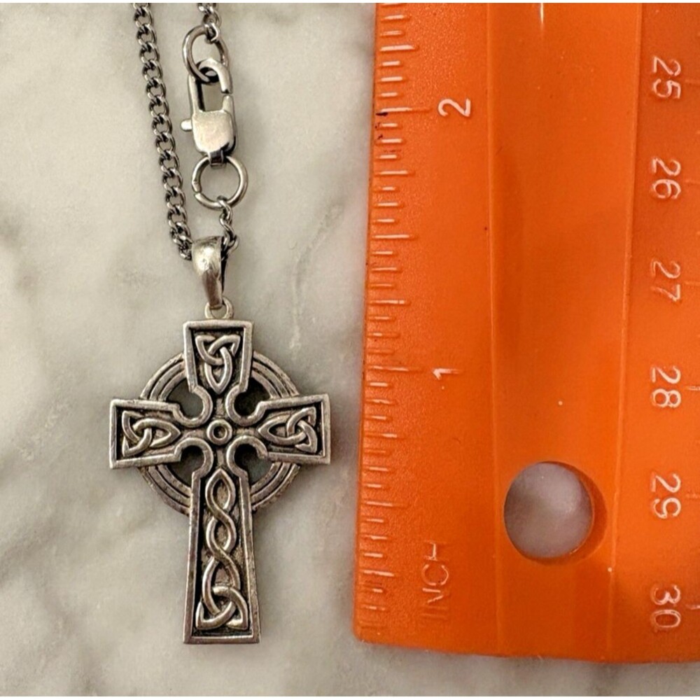 Sterling Silver Cross Irish Celtic Trinity Double Sided Solvar 20" in Chain EUC - Picture 2 of 6